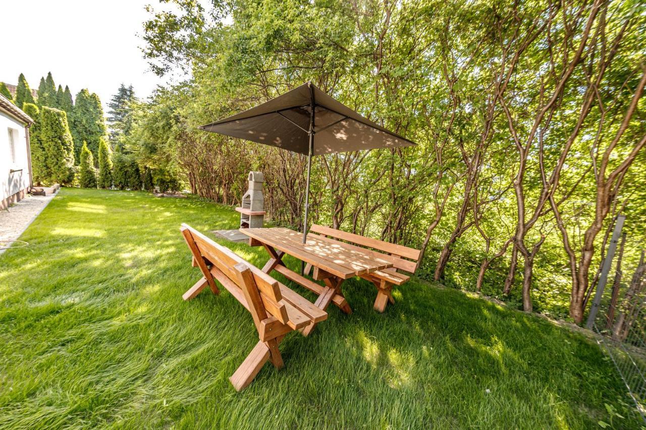 Stara Piekarnia - Plac Lotnikow Olsztyn  Ngoại thất bức ảnh